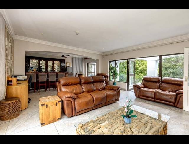 3 BEDROOM HOUSE FOR SALE IN FOURWAYS GARDENS